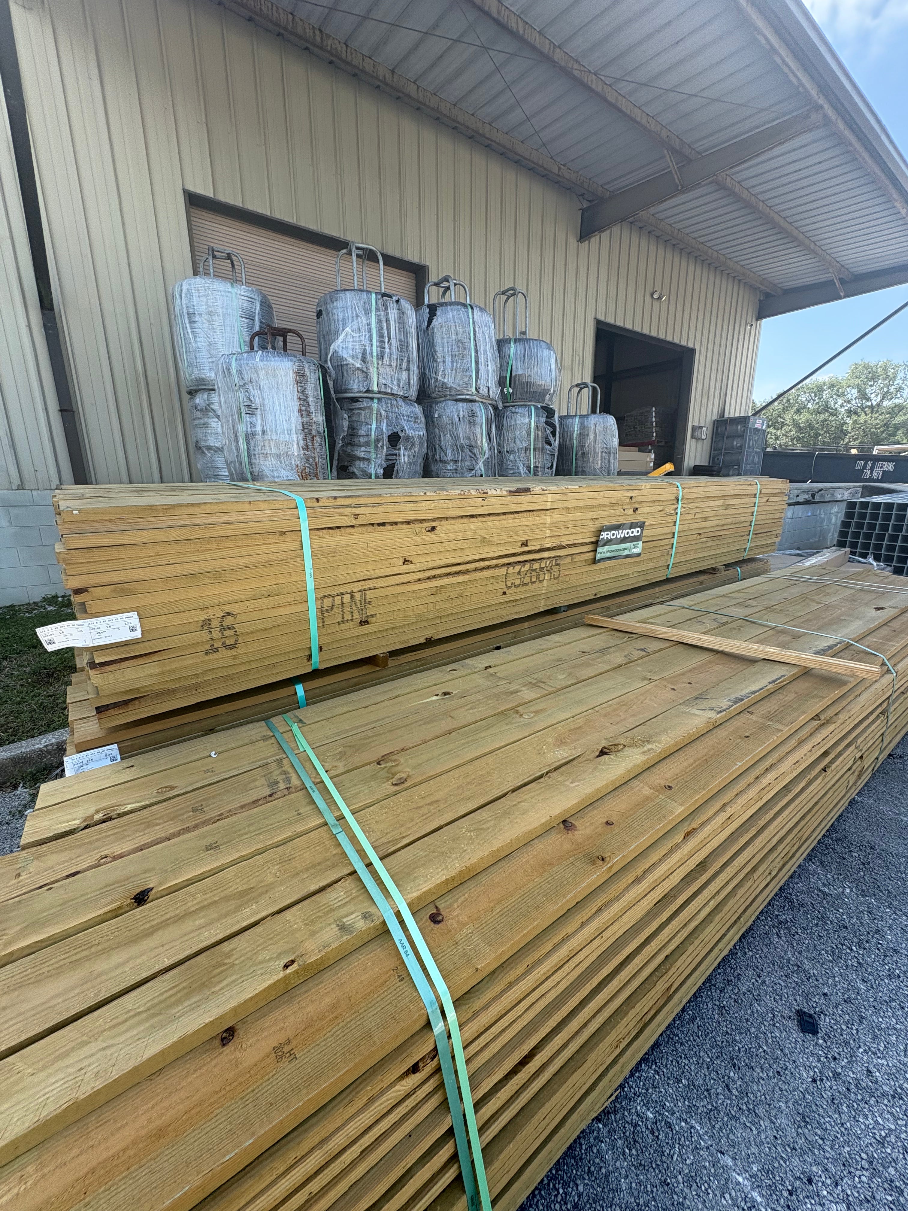 1"x6"x16' #2 Pine Ranch Rail