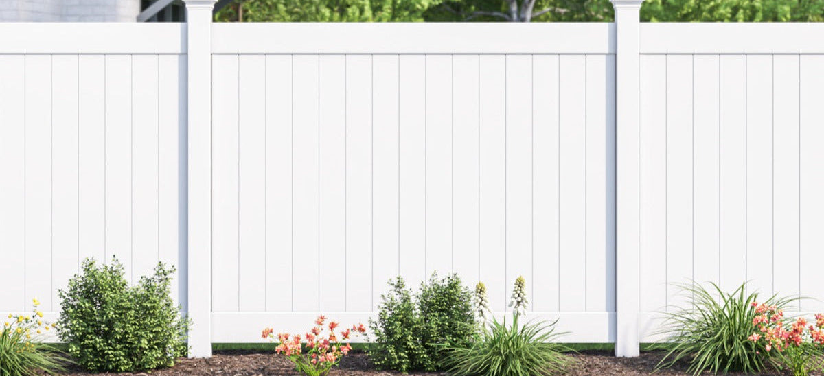Vinyl Privacy Fence By The Foot - White - 6ft Tall.